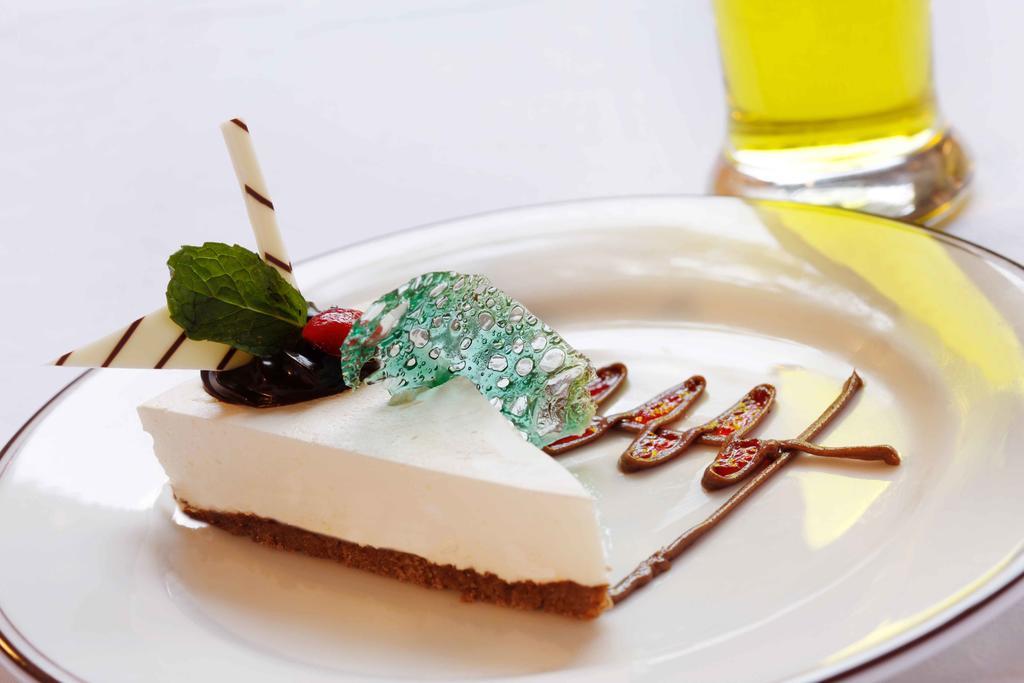 Heritage Madurai Exterior photo A cheesecake